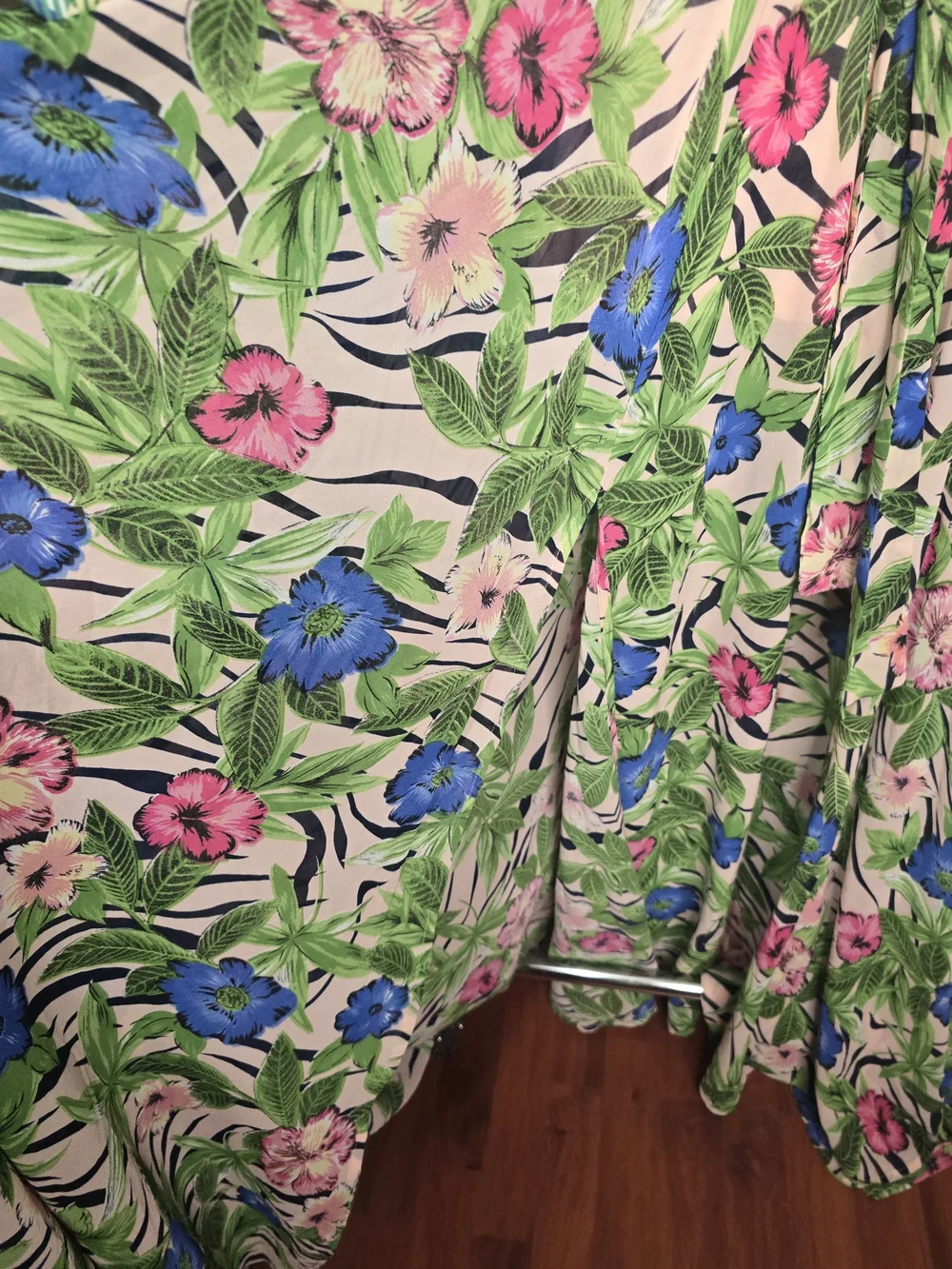 N/A sleeveless floral